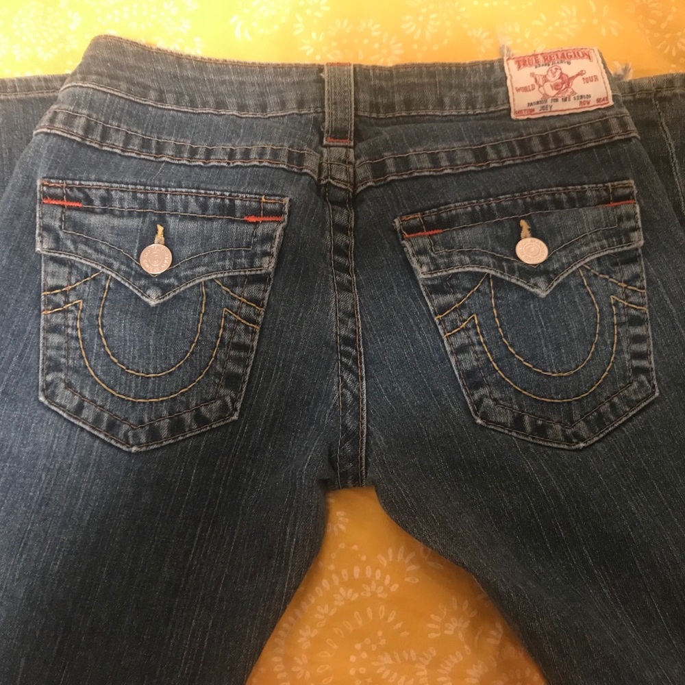 TEMPORARILY UNAVAILABLE — TRUE RELIGION womens 29 /US 8 denim jean EUC
